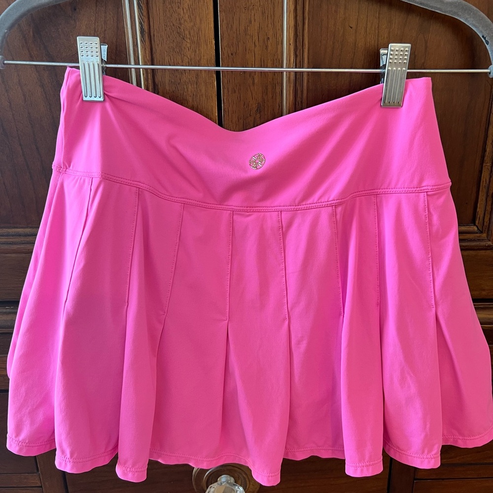Lilly Pulitzer Luxletic Vibrant Pink Skirt - Picture 2 of 4